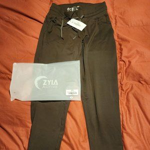 ZYIA Olive Ascend Joggers 1482 - NEW
